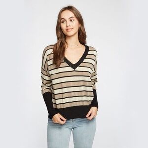 Chaser Long Sleeve Striped V-neck Sweater in Black and Gold Stripes